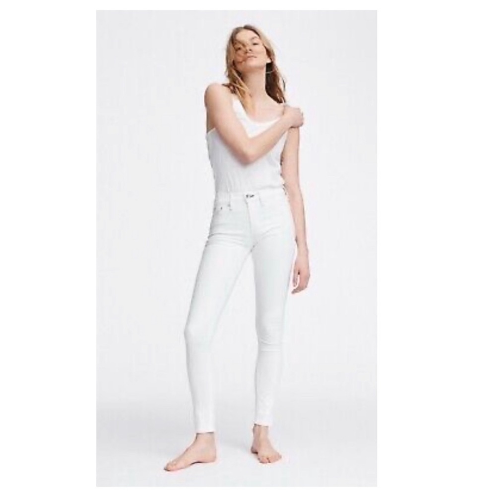 Rag & Bone High Rise Skinny Jeans in White- Size 27.